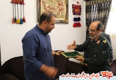 قدردانیِ سردار کریمیان از مادری که یاد شهید حججی را زنده کرد