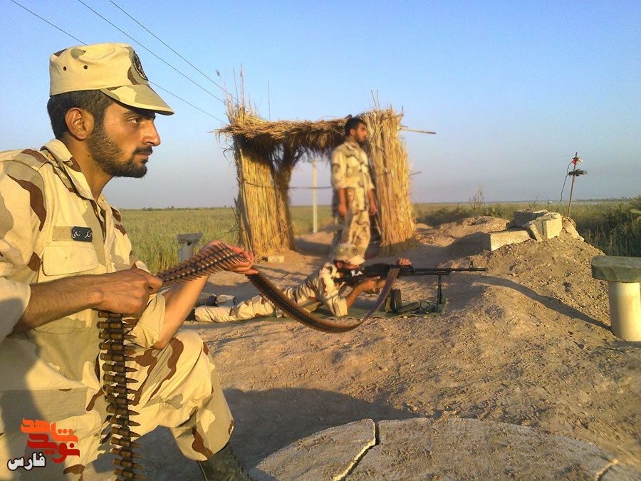 اشکی از چشمان پیکر یک شهید