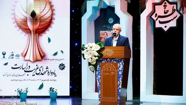 داستان نوجوانی که از رئیس بنیاد شهید خواست نگذارد چشمانش را از او بگیرند