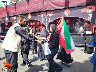 آغاز خدمت‌رسانی موکب «سلام شهید» همزمان با نخستین ساعات آیین وداع با رهبر شهید